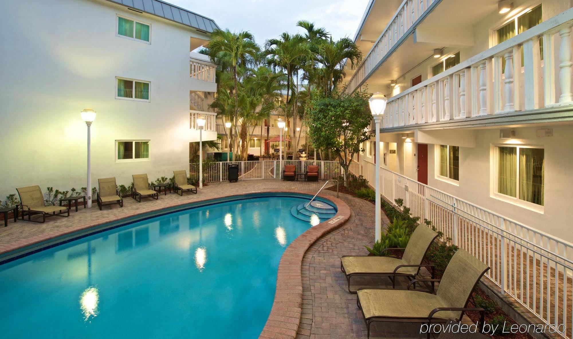 Residence Inn Miami Coconut Grove Exterior photo